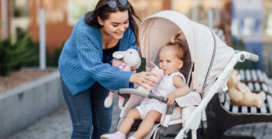 Cómo elegir un cochecito de bebé barato